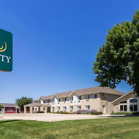 Quality Inn Marshall Mn Near University Esterno foto