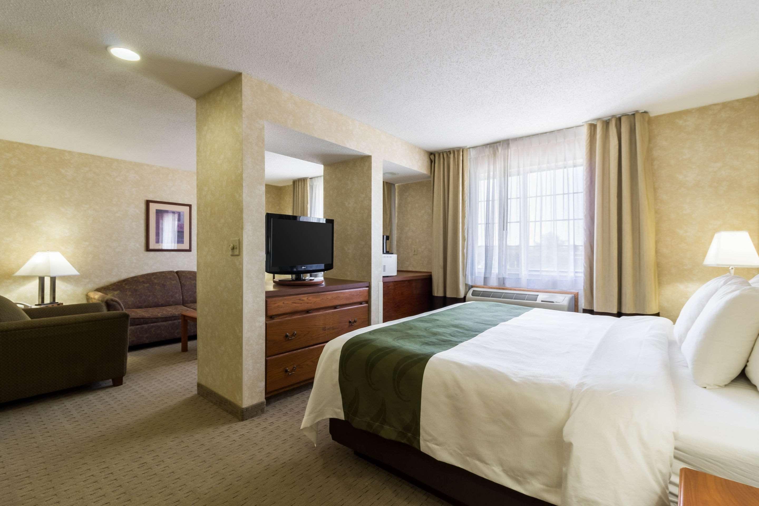 Quality Inn Marshall Mn Near University Esterno foto