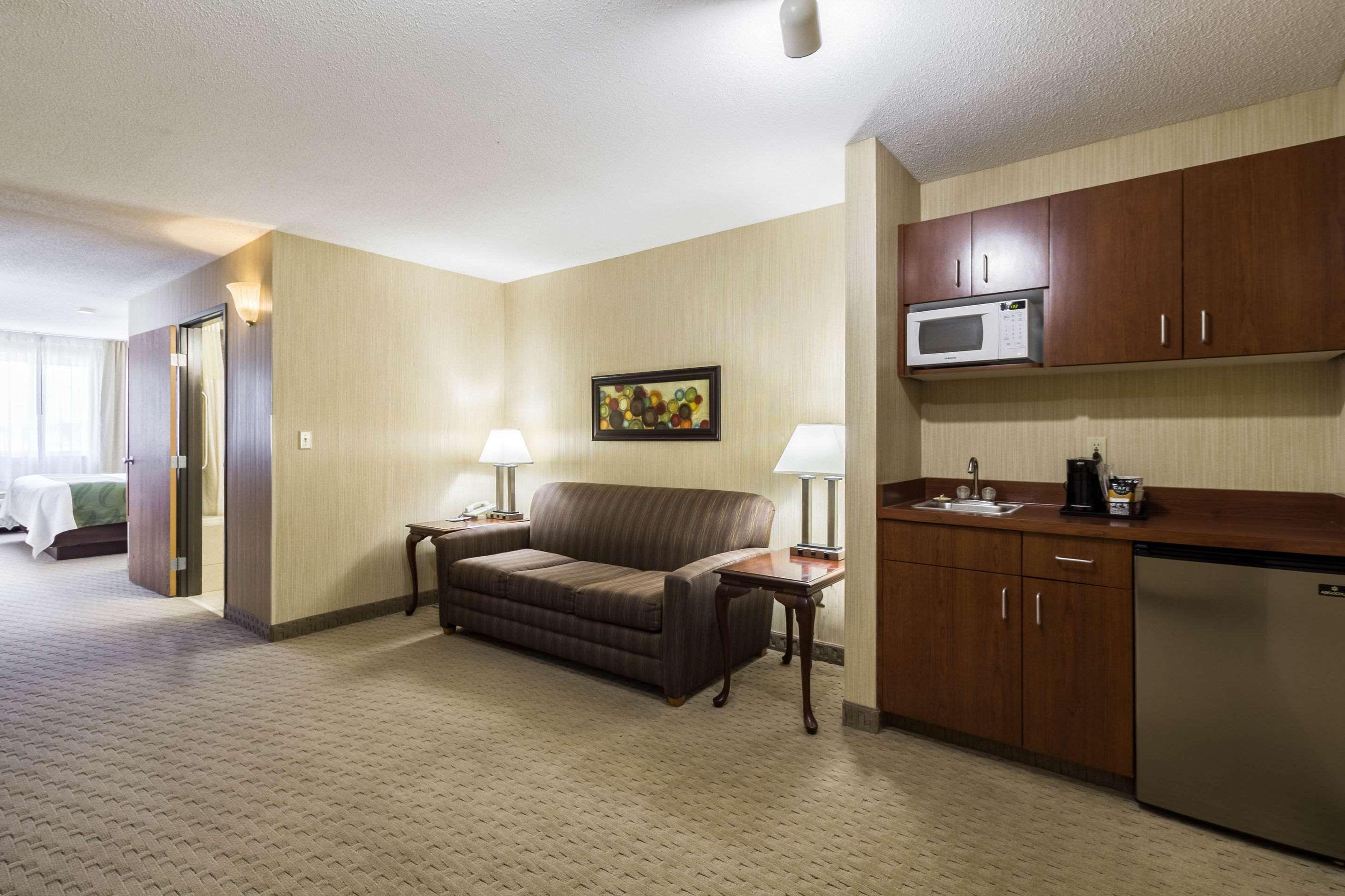 Quality Inn Marshall Mn Near University Esterno foto