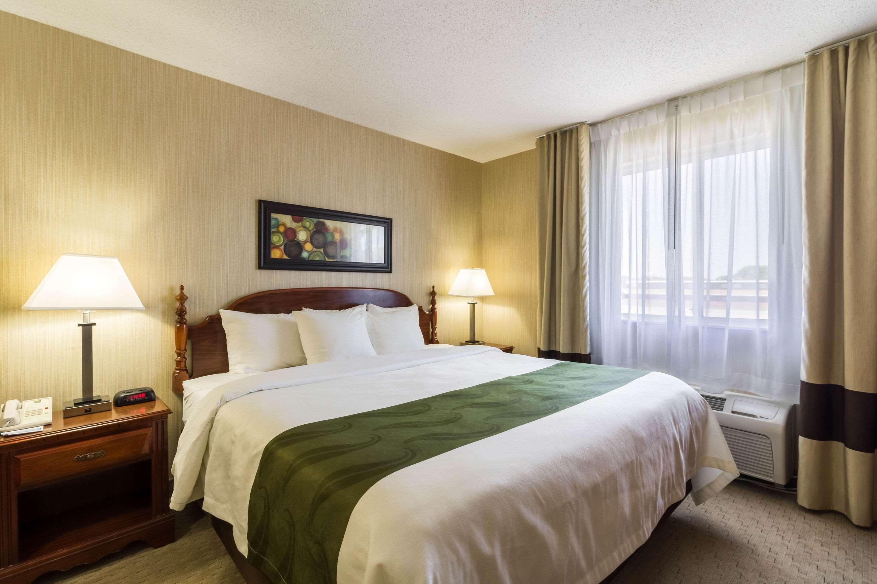 Quality Inn Marshall Mn Near University Esterno foto
