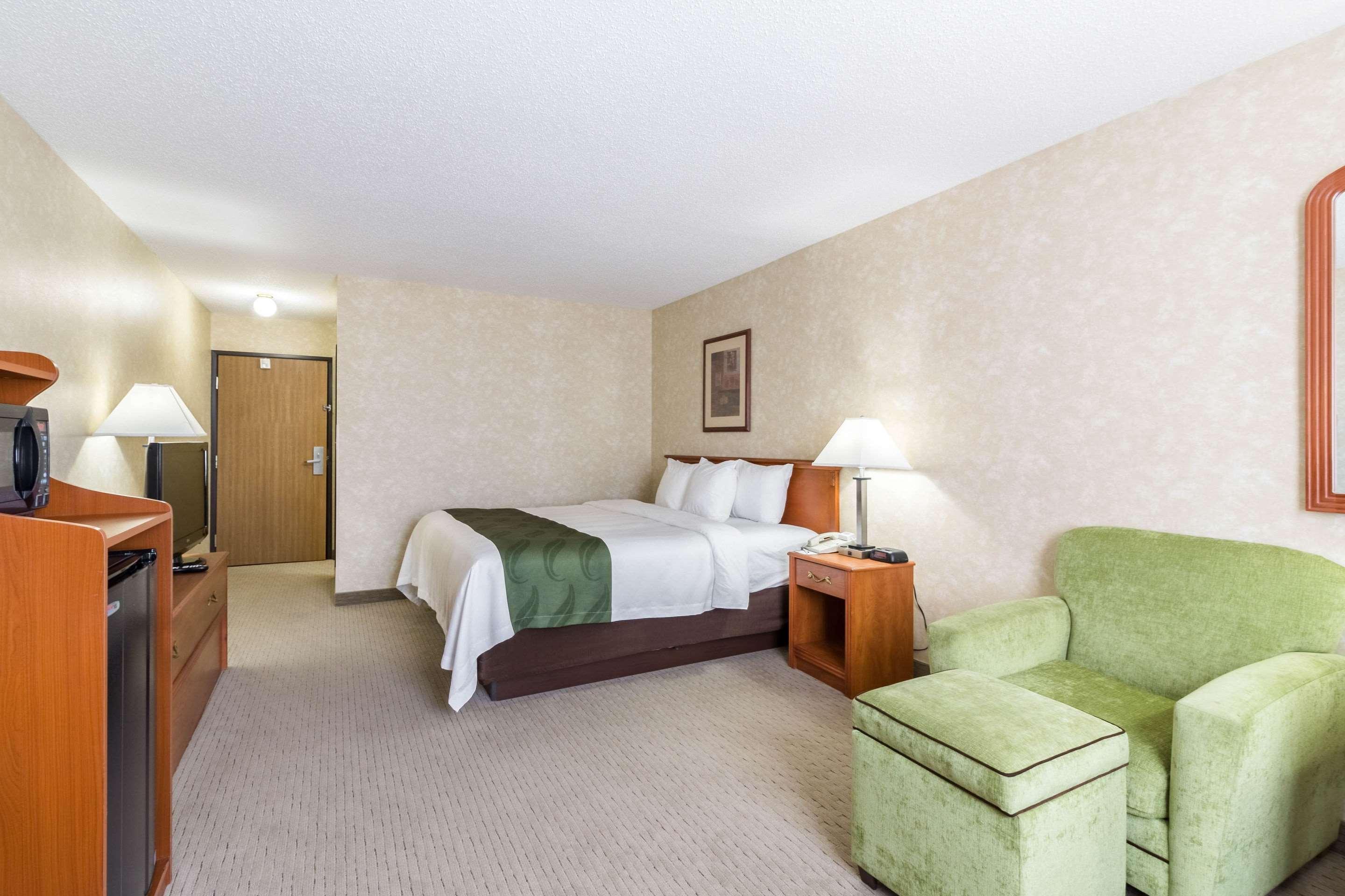 Quality Inn Marshall Mn Near University Esterno foto