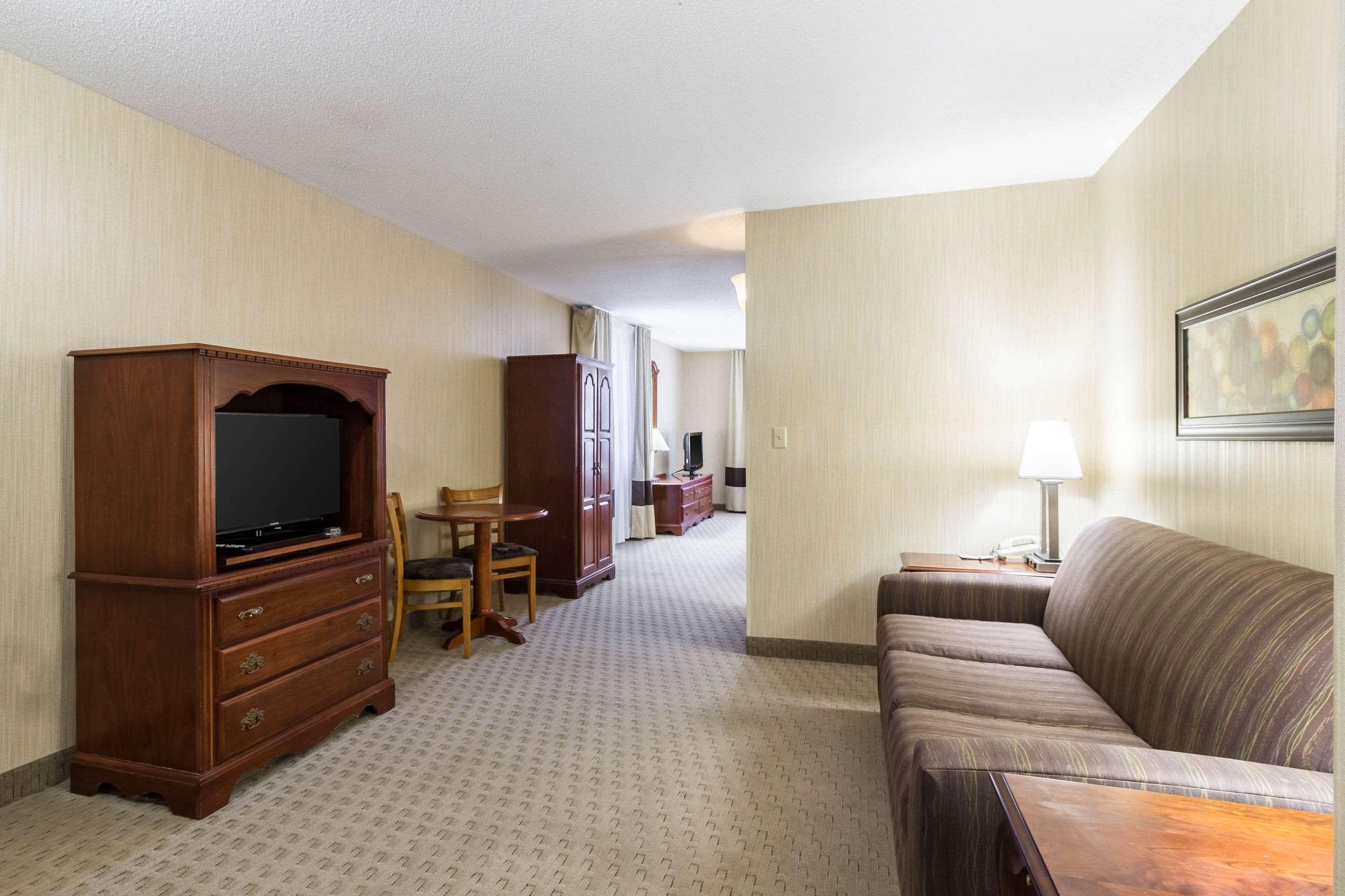 Quality Inn Marshall Mn Near University Esterno foto